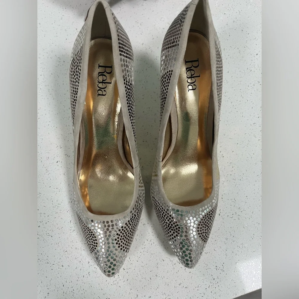 Gorgeous REBA brand sequined high heel. - Picture 2 of 4